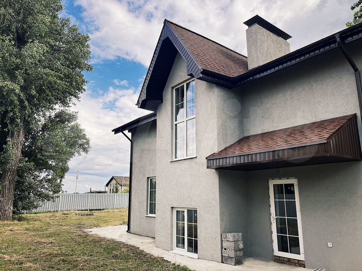 Дом 198 м² на участке 10 сот.