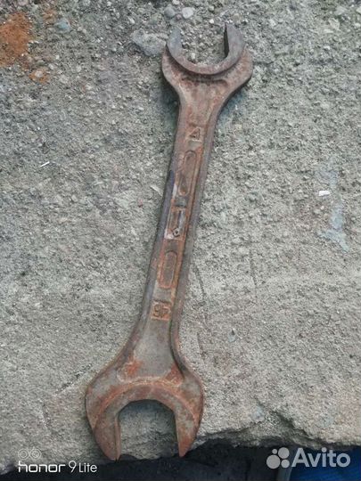 Ключь гаечный бу