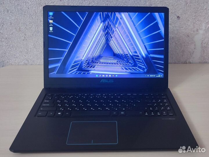 Игровой ноутбук Asus 15,6