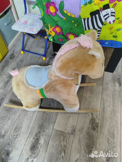 Лошадка качалка и беговел