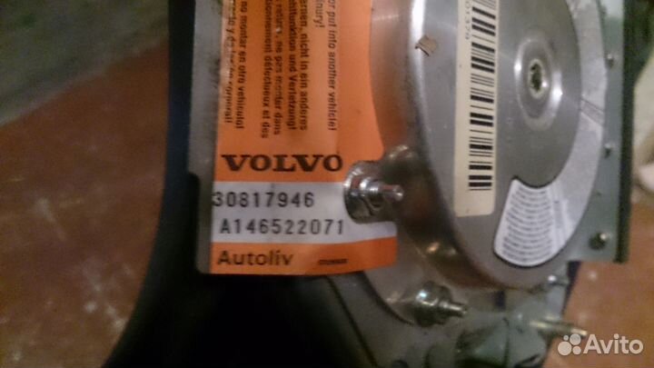 Подушка безопасности водителя Volvo S40 95-04