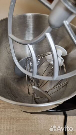 Миксер планетарный Redmond