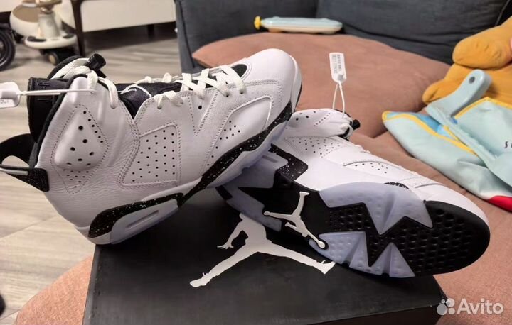 Air Jordan 6 oreo