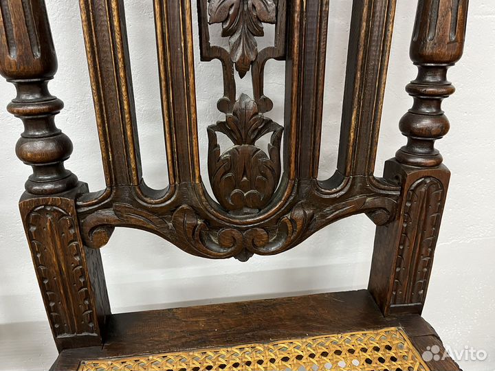 Антикварные стулья