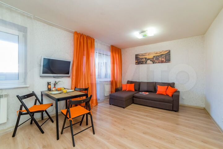 1-к. квартира, 54 м², 1/10 эт.
