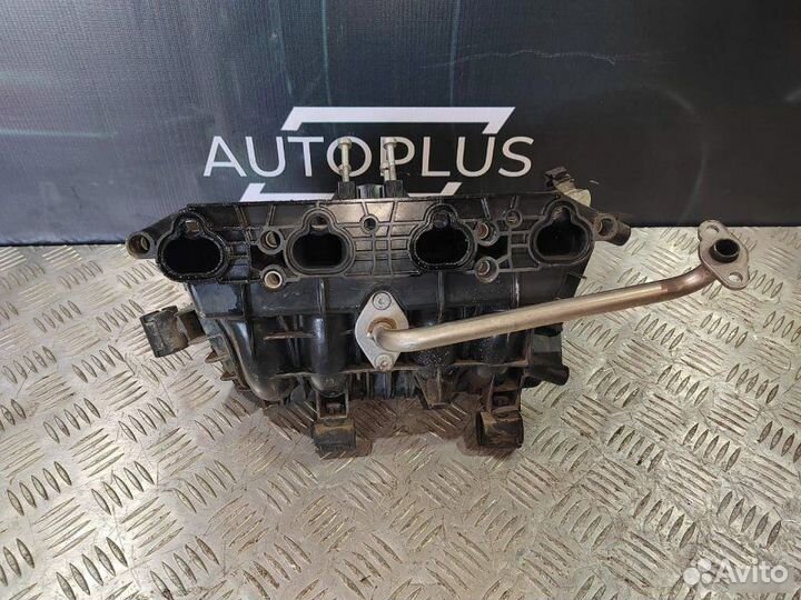 Впускной коллектор Opel Corsa C Z12XE