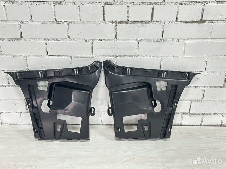 Кронштейн заднего бампера левый правый BMW F30