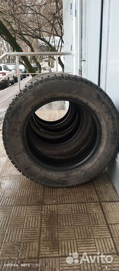 Viatti Brina Nordico V-522 215/60 R16 95T