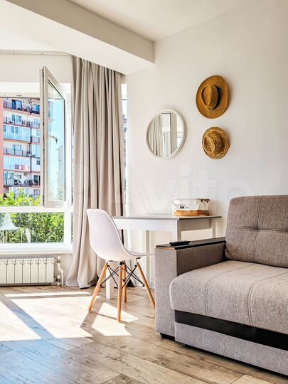 2-к. квартира, 77 м², 2/11 эт.