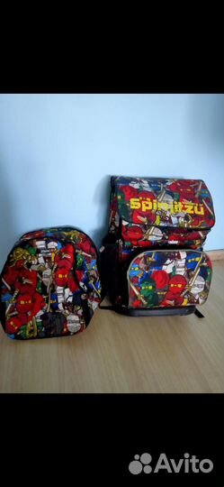 Портфель рюкзак школьный