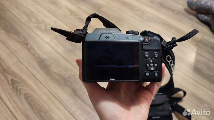 Nikon coolpix b500