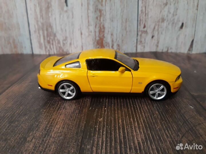 Модели автомобилей 1/32