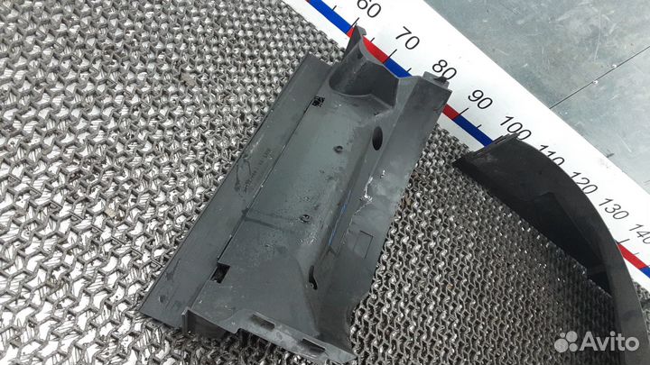 Диффузор вентилятора Land Rover Discovery 3 2005