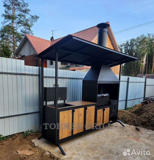 Мангал с крышей