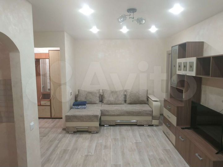2-к. квартира, 50 м², 2/4 эт.