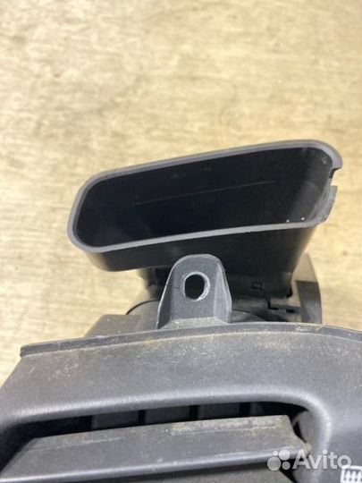 Воздуховод печки левый Mercedes-Benz E-Class W210