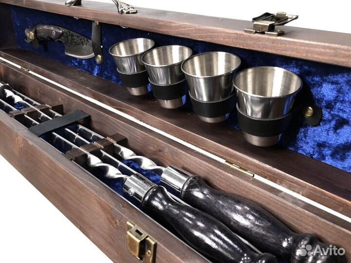 Подарочный кейс с шампурами 