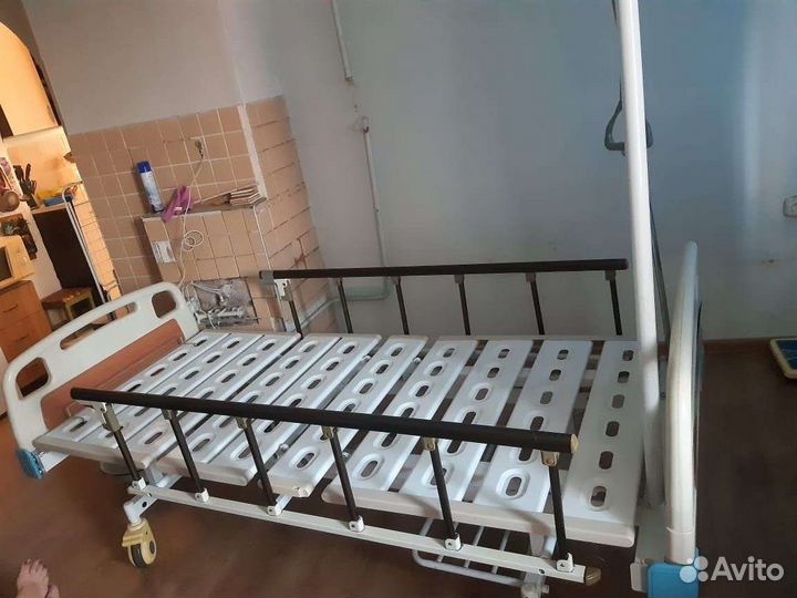 Медицинская кровать для лежачих больных бу