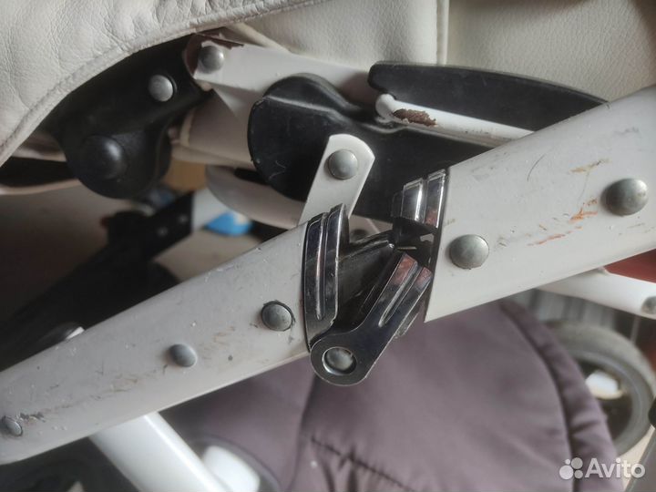 Прогулочная коляска на запчасти