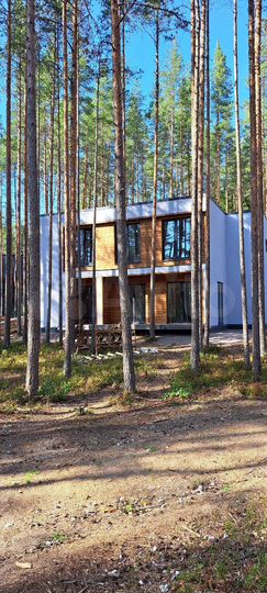 Коттедж 188 м² на участке 12 сот.