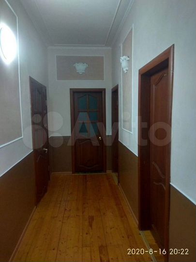 Дом 215 м² на участке 15 сот.