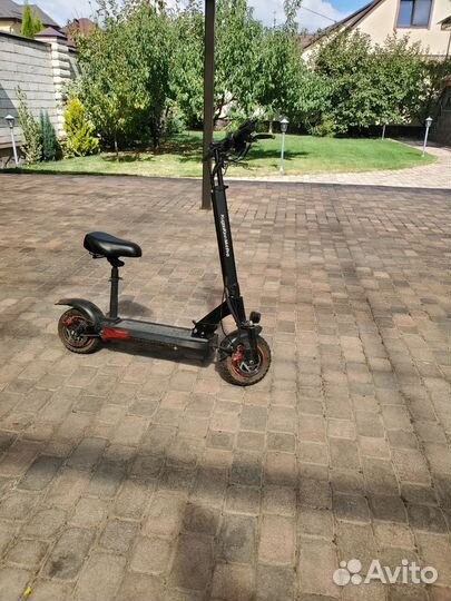 Самокат взрослый электрический