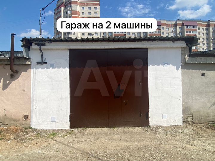 Гараж, > 30 м²