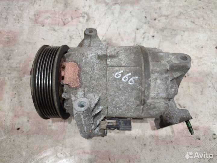 Компрессор кондиционера Nissan Qashqai J10 HR16
