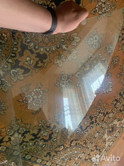 Стекло передние правое