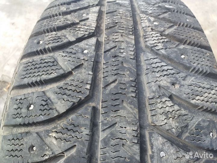 Bridgestone W940 205/55 R16