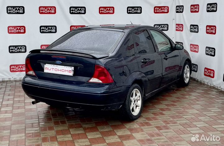 Ford Focus 2.0 AT, 2001, 218 000 км