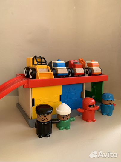 Парковка IKEA машинки+человечки