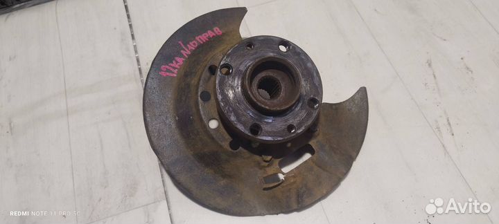 Кулак передний правый LADA 2112 2004