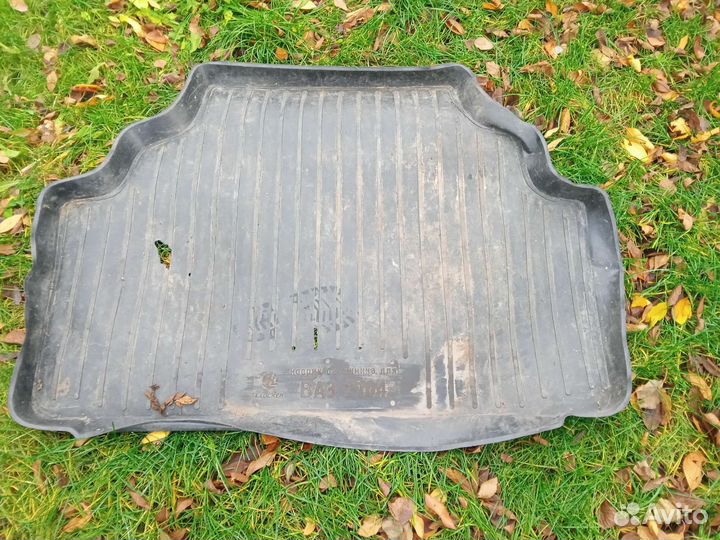 Ваз коврик в багажник 2104
