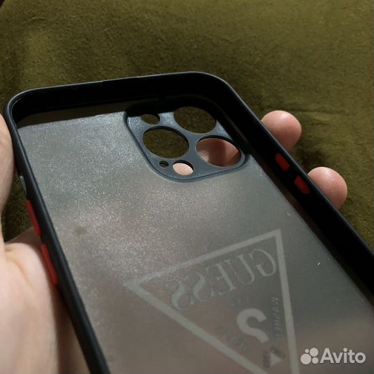 Чехол на iPhone 13 pro max guess