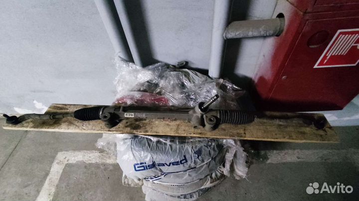 Рулевая рейка Toyota Aqua