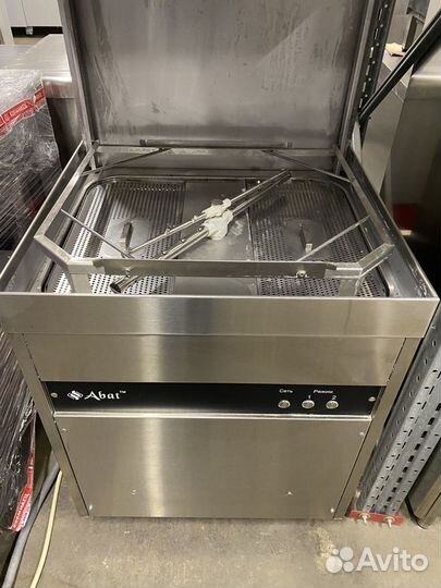 Купольная посудомоечная машина