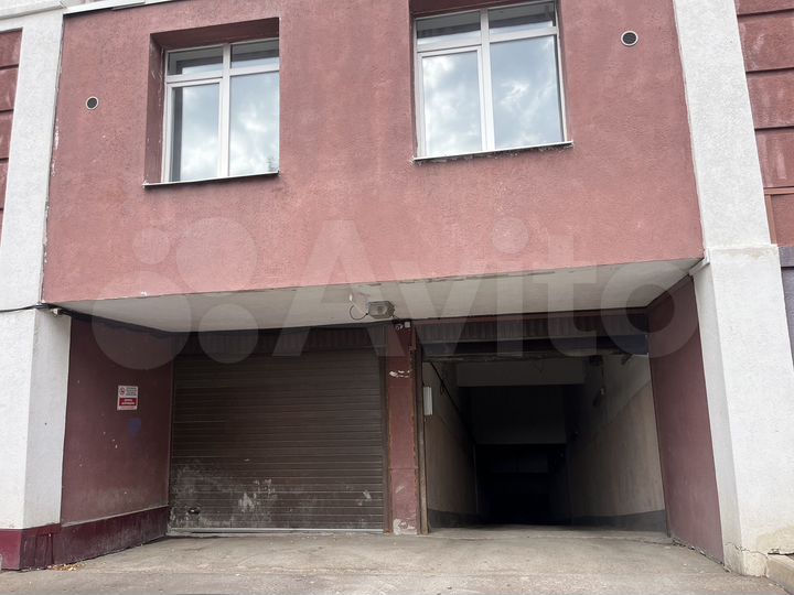 Машиноместо, 15 м²
