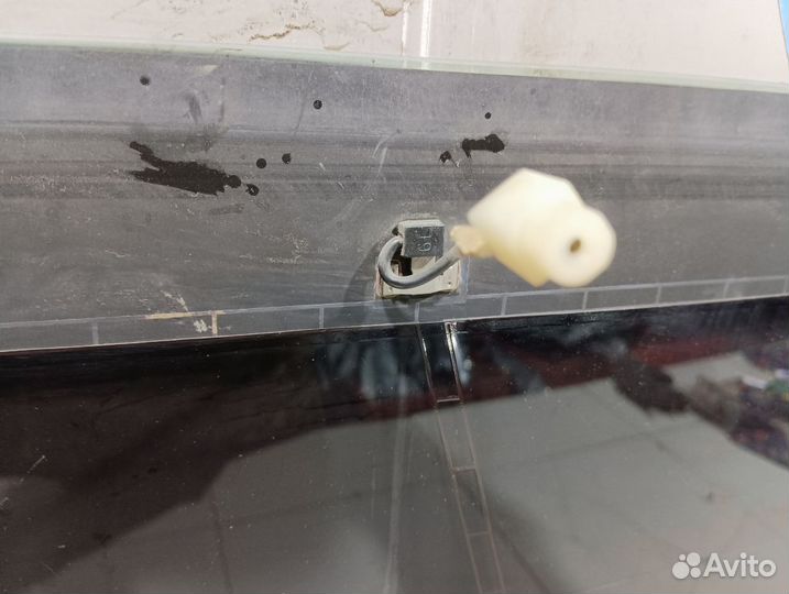 Стекло заднего правого крыла Ford Expedition 1