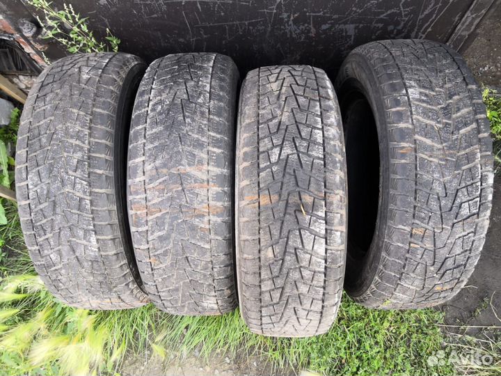 Bridgestone Winter Dueler DM-Z2 215/65 R16