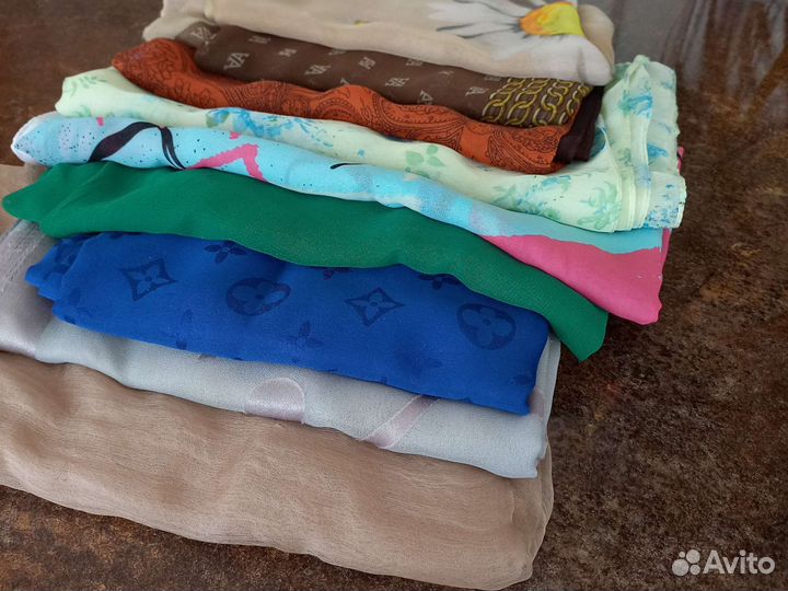 Шарфы платки палантины