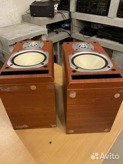 Акустика полочная Onkyo D-N7TX