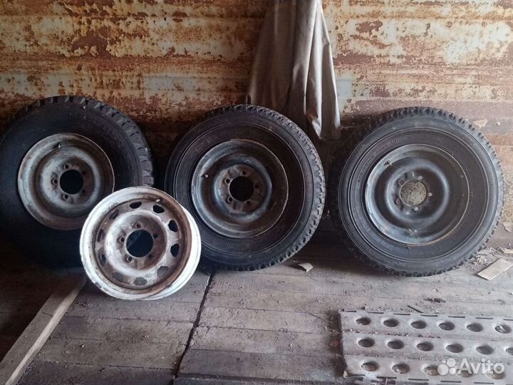Medved Я-555 225/85 R15