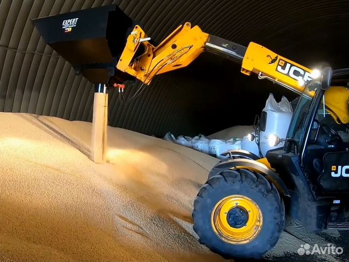 Ковш наполнитель биг бэгов JCB