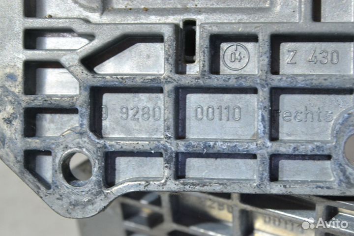 Кронштейн полки багажника Land Rover Range Rover