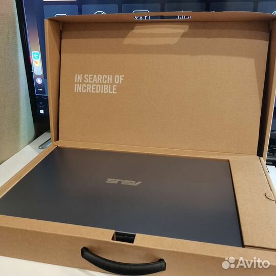 Игровой Asus SSD MX250 12 GB I3 8thgen