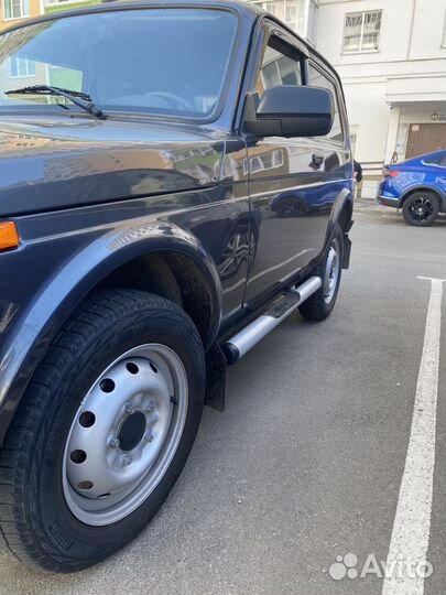 LADA 4x4 (Нива) 1.7 МТ, 2020, 80 000 км
