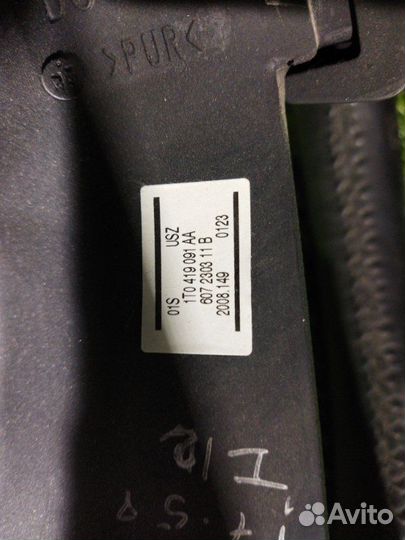 Руль Volkswagen Tiguan 5N1 cawa 2008