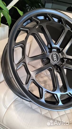 Кованые диски R21 для Audi A8 в наличии