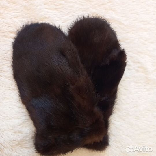 Варежки женские норковые